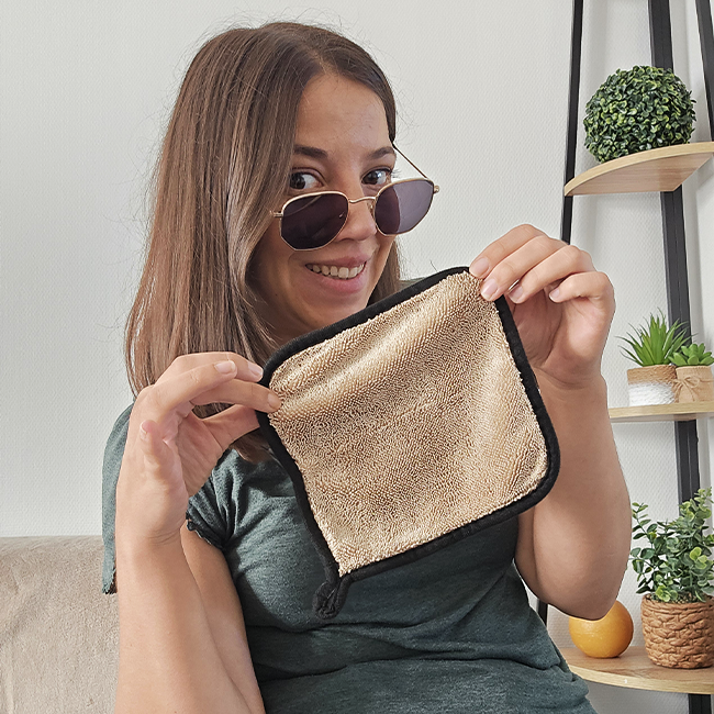 WhaleClean Mini – Mikrofasertuch für Brillen, Smartphones und Bildschirme