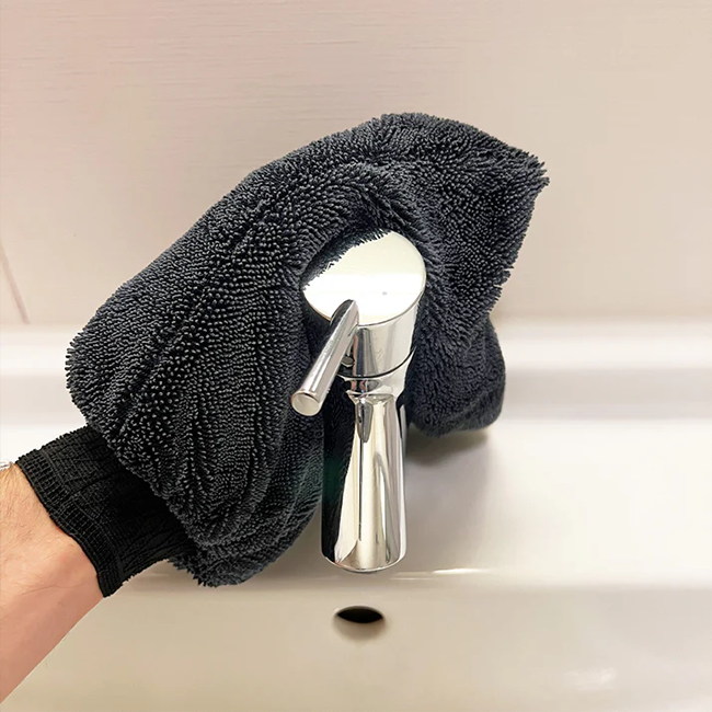 WhaleClean – Der magische Mikrofaserhandschuh